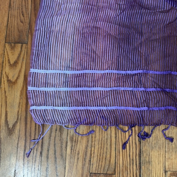 pier 1 scarf purple ombre weave fringe - Picture 4 of 6